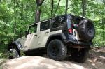 Jeep Wrangler Hemi AEV 2011 года
